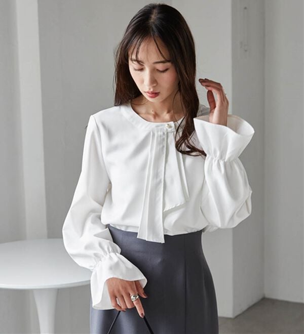 RANAN（ラナン）の「パール付きボウタイブラウス（ブラウス）」｜詳細画像