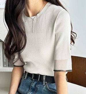 GeeRA（ジーラ）の「『ドラマ着用商品』 袖口シアーリブニット（ニット・セーター）」｜オフホワイト