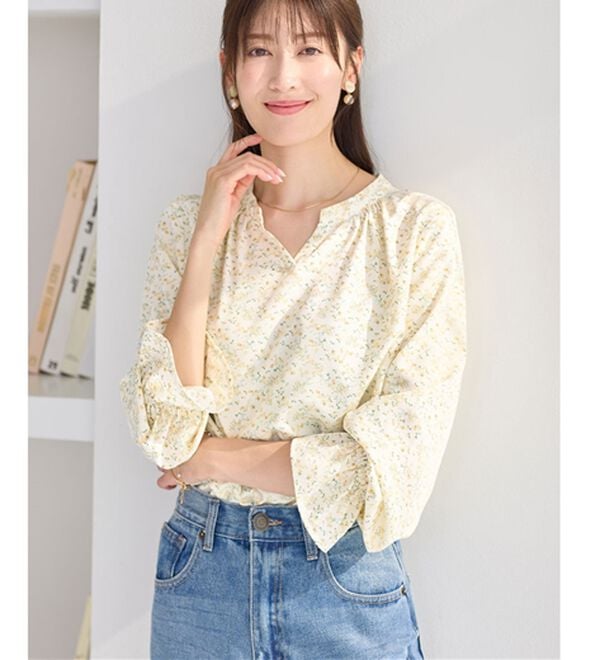 alotta（アロッタ）の「キャンディースリーブ小花柄チュニックブラウス（ブラウス）」｜詳細画像