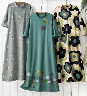 BELLUNA（ベルーナ）の「＜やっぱり北欧が好き！＞綿混プリントワンピース（カットソーワンピース）」｜詳細画像