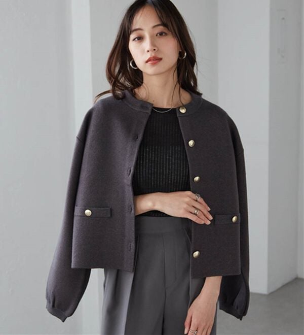 RANAN（ラナン）の「【4つの機能付き】洗える！ゴールド調ボタンニットカーディガン（ニットカーディガン）」｜チャコール