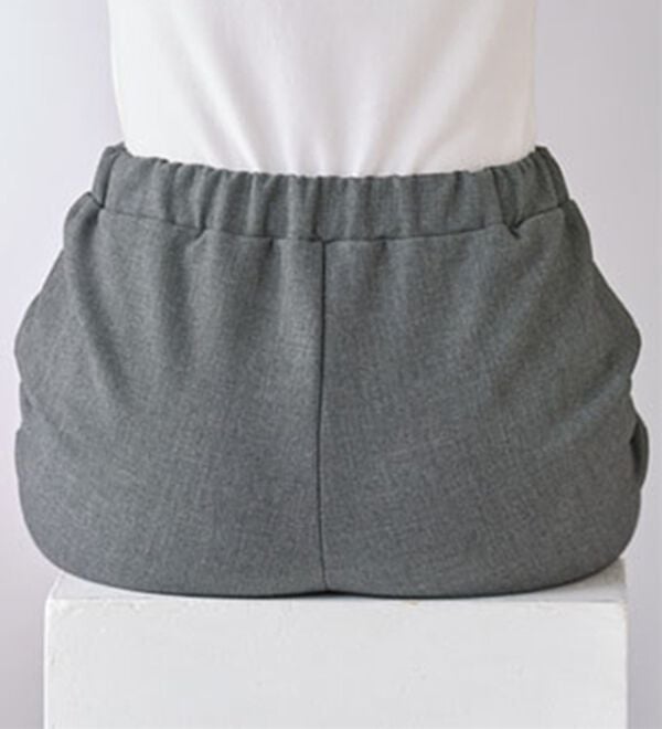 BELLUNA（ベルーナ）の「お出かけ静電防止ストレッチパンツ（フルレングスパンツ）」｜詳細画像