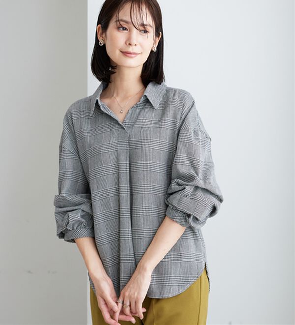 BELLUNA（ベルーナ）の「【新色追加】袖タックデザインスキッパーシャツ（シャツ）」｜詳細画像