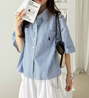 GeeRA（ジーラ）の「【ＵＳ．ＰＯＬＯ．ＡＳＳＮ】オーバーサイズ半袖シャツ（シャツ）」｜ブルー系ストライプ