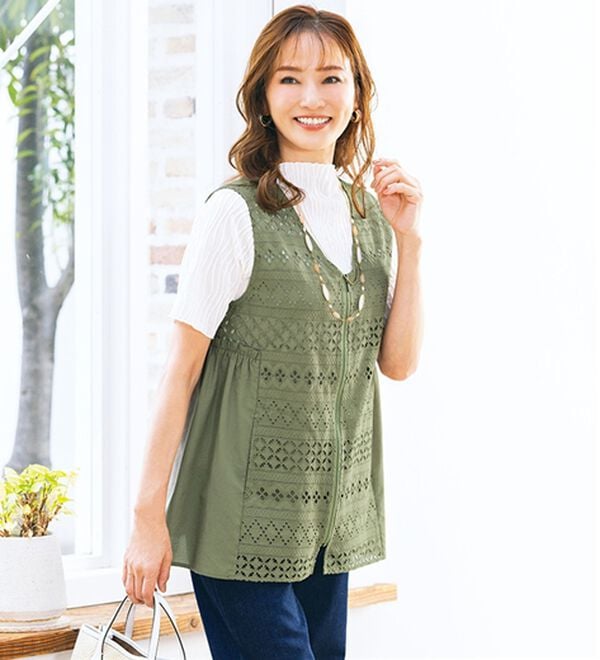 ルフラン（ルフラン）の「全方位美人！褒められペプラムベスト（ベスト）」｜カーキ