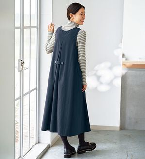 BELLUNA（ベルーナ）の「＜＆ｃｏｃｏｃｈｉ＞コットンブレンドゆったりジャンパースカート（シャツワンピース）」｜ネイビー