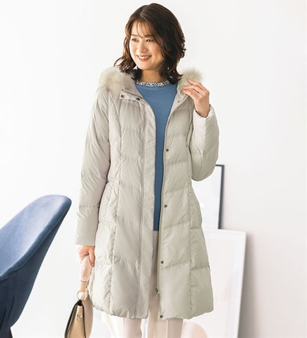 ルフラン（ルフラン）の「こだわりシルエットのファー付ダウン（ロングコート）」｜ライトグレー