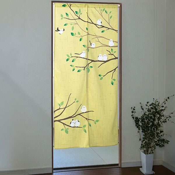 「シマエナガのれん（のれん・間仕切り・カフェカーテン）」｜ベージュ