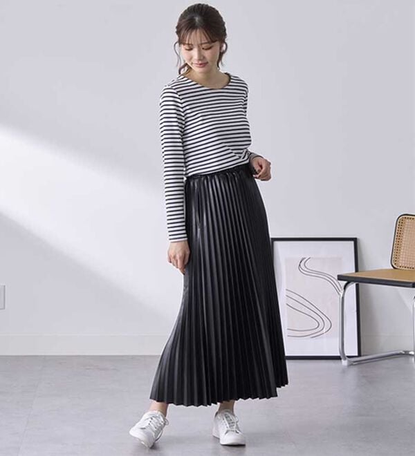 BELLUNA（ベルーナ）の「レザーライクプリーツスカート（ロングスカート）」｜詳細画像