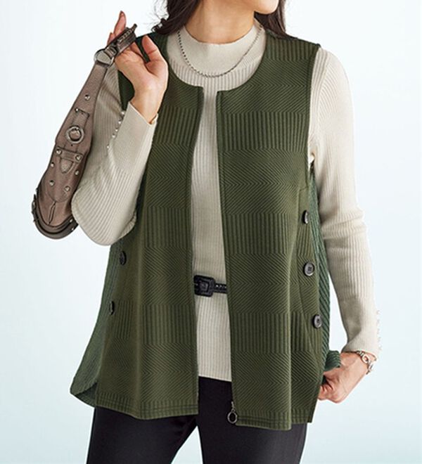 BELLUNA（ベルーナ）の「ジャカードカットソー素材サイドボタンベスト（ベスト）」｜詳細画像