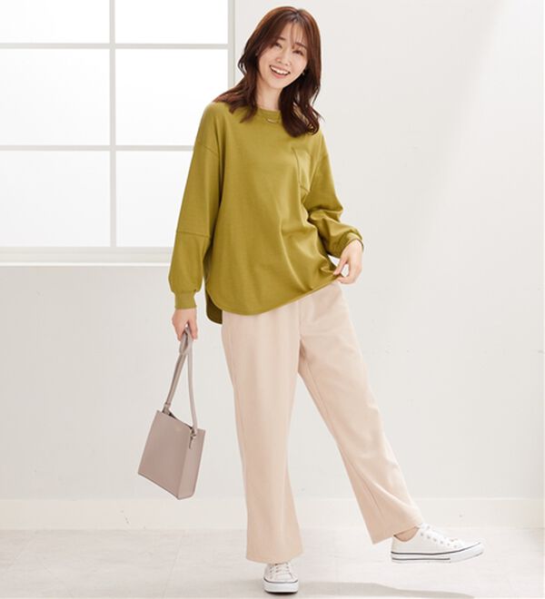 BELLUNA（ベルーナ）の「吸湿発熱ポンチ素材袖切替プルオーバー（カットソー）」｜詳細画像