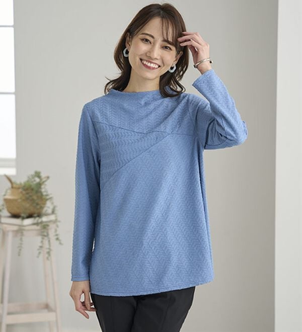 BELLUNA（ベルーナ）の「波柄ジャカード切替デザインプルオーバー（カットソー）」｜詳細画像