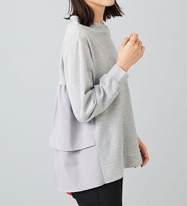 BELLUNA（ベルーナ）の「ラメ調バックフレアー切替プルオーバー（カットソー）」｜詳細画像