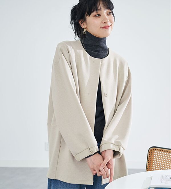 BELLUNA（ベルーナ）の「＜ａｉｒｙ　ｊｅｒｓｅｙ＞配色コクーンジャケット（ノーカラージャケット）」｜詳細画像