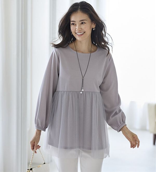 BELLUNA（ベルーナ）の「お出かけがしたくなる！チュール重ねプルオーバー（ネックレス付）（カットソー）」｜詳細画像