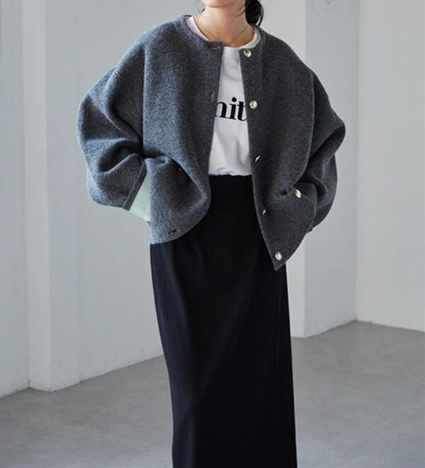 RANAN（ラナン）の「裏配色ゴールド調ボタンニットコーディガン（ニットカーディガン）」｜詳細画像