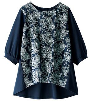 BELLUNA（ベルーナ）の「配色花柄刺しゅうブラウス（アンサンブル）」｜ネイビー系