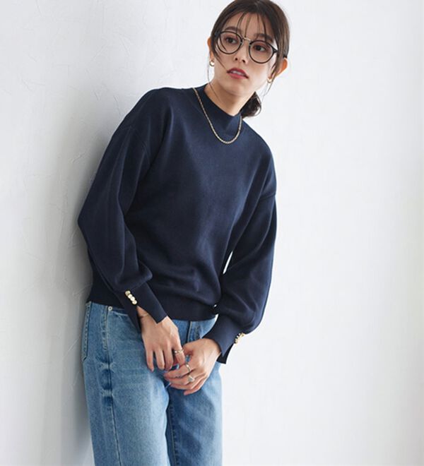 Pierrot（ピエロ）の「ゴールドボタンボリュームスリーブニット（ニット・セーター）」｜詳細画像