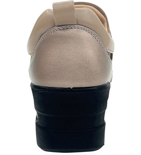 BELLUNA（ベルーナ）の「クロスゴムお洒落エアシューズ（スリッポン）」｜詳細画像