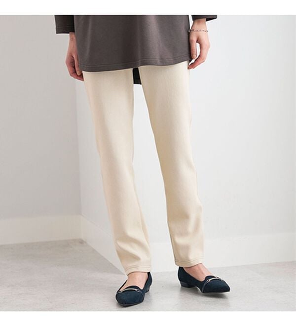 BELLUNA（ベルーナ）の「裏ベロアストレッチ素材レギンスパンツ（フルレングスパンツ）」｜詳細画像