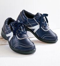 BELLUNA（ベルーナ）の「ゆったり５Ｅ防水スニーカー（レインシューズ）」