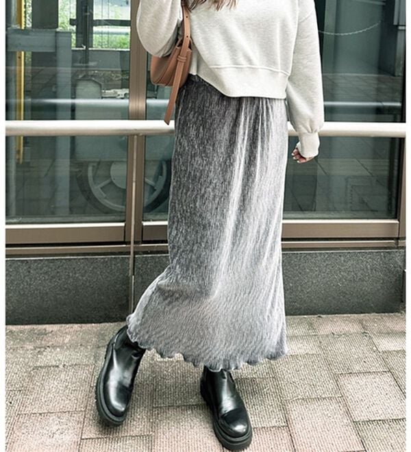 GeeRA（ジーラ）の「すっきり見え！ベロアプリーツロングスカート（ロングスカート）」｜詳細画像