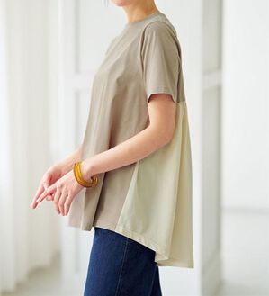 BELLUNA（ベルーナ）の「【汗ジミ対策】＜エアリーアイスコットン＞バック切替フレアーＴシャツ（Tシャツ）」｜トープ