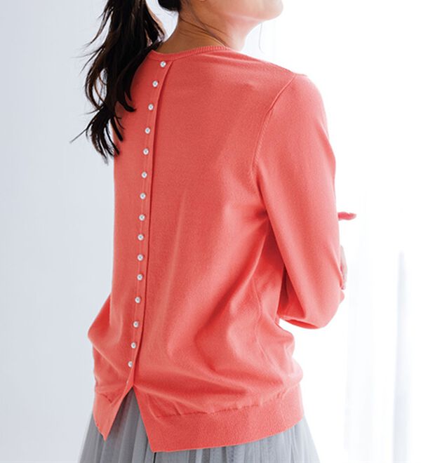 RANAN（ラナン）の「バックパール調ボタンニットプルオーバー（ニット・セーター）」｜詳細画像