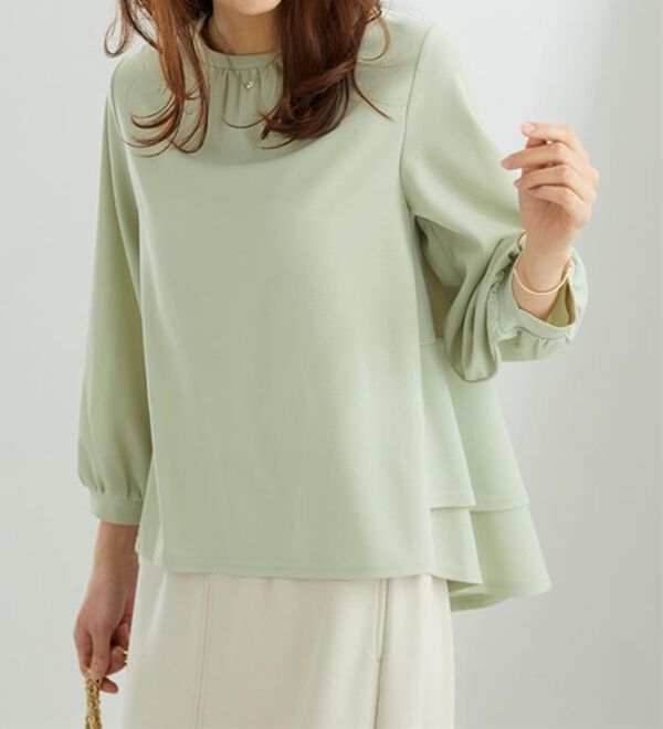 BELLUNA（ベルーナ）の「【再入荷】ボリューム袖美人顔バックフレアーＴブラウス（ブラウス）」｜詳細画像