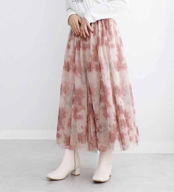 BELLUNA（ベルーナ）の「チュール素材プリントフレアースカート（ロングスカート）」｜コーラル系