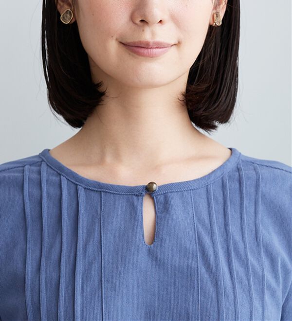 BELLUNA（ベルーナ）の「コーデュロイ素材ピンタック使いワンピース（その他ワンピース）」｜詳細画像