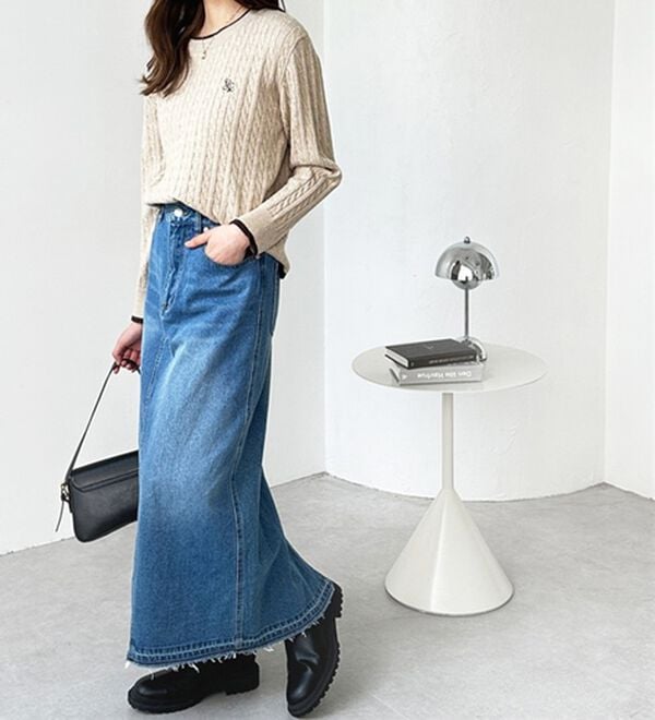 GeeRA（ジーラ）の「バックスリットデニムロングスカート（ロングスカート）」｜詳細画像
