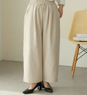 A HAPPY MARILYN（アハッピーマリリン）の「【Ｍ～６Ｌ】ラクして高見え！着痩せとろみイージーパンツ（フルレングスパンツ）」｜ライトベージュ