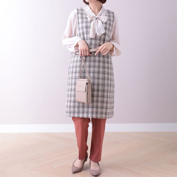 BELLUNA（ベルーナ）の「ツイード調ボタンデザインジャンパードレス（ジャンパースカート）」｜詳細画像