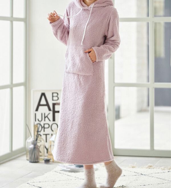 YU'NOW（ユナウ）の「ふんわりモコ　ボアルームウェアマキシワンピース（パジャマ・ルームウェア）」｜詳細画像