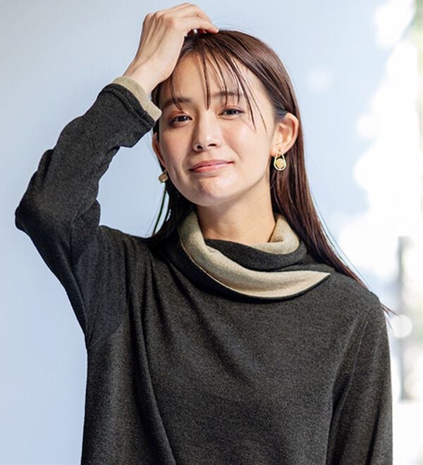 BELLUNA（ベルーナ）の「衿デザイン配色チュニック（チュニック）」｜詳細画像