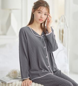 YU'NOW（ユナウ）の「ケーブルデザインパジャマ（パジャマ・ルームウェア）」｜チャコールグレー