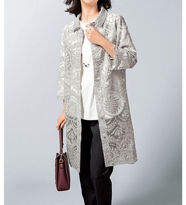 VINNO（ヴィノ）の「サークル刺しゅうジャケットアンサンブル（その他ジャケット）」｜ライトグレー