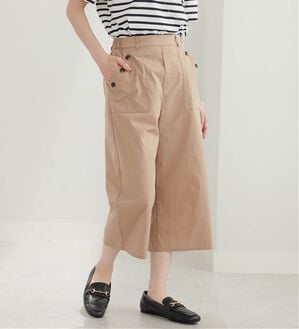 BELLUNA（ベルーナ）の「サラリ綿混ボタン使いキュロットパンツ（その他パンツ）」｜ベージュ