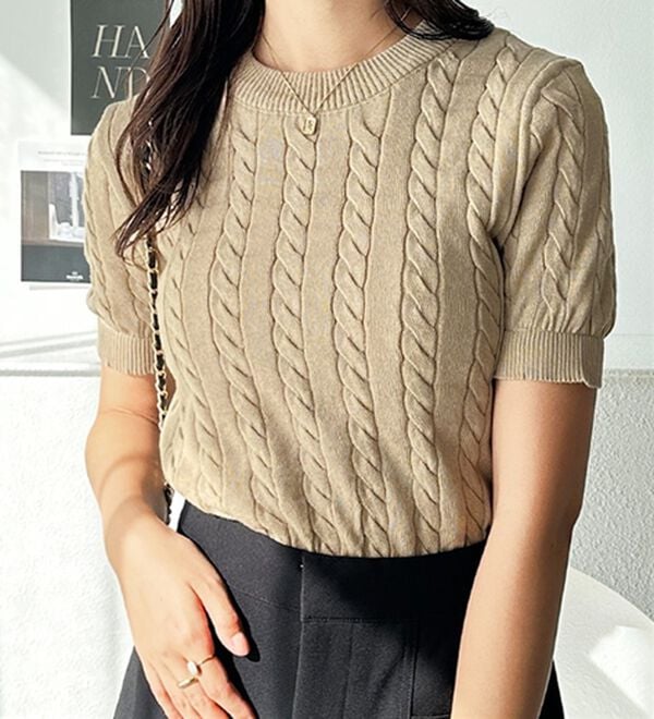 GeeRA（ジーラ）の「ケーブル編みニットトップス（ニット・セーター）」｜詳細画像
