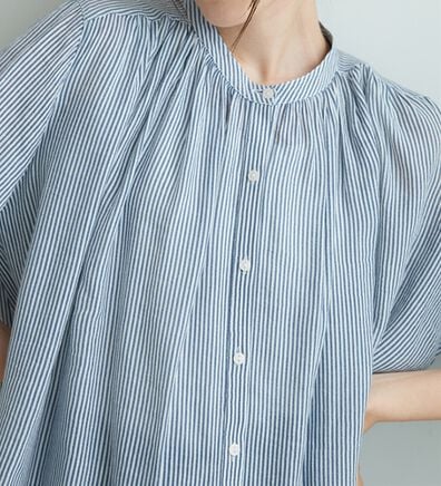 BELLUNA（ベルーナ）の「【新色追加】スラブ素材ギャザーデザインブラウス（ブラウス）」