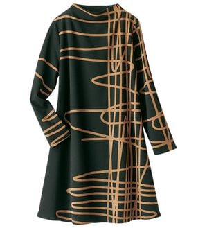 BELLUNA（ベルーナ）の「手描き風プリントカットソーチュニックワンピース（チュニックワンピース）」｜黒系