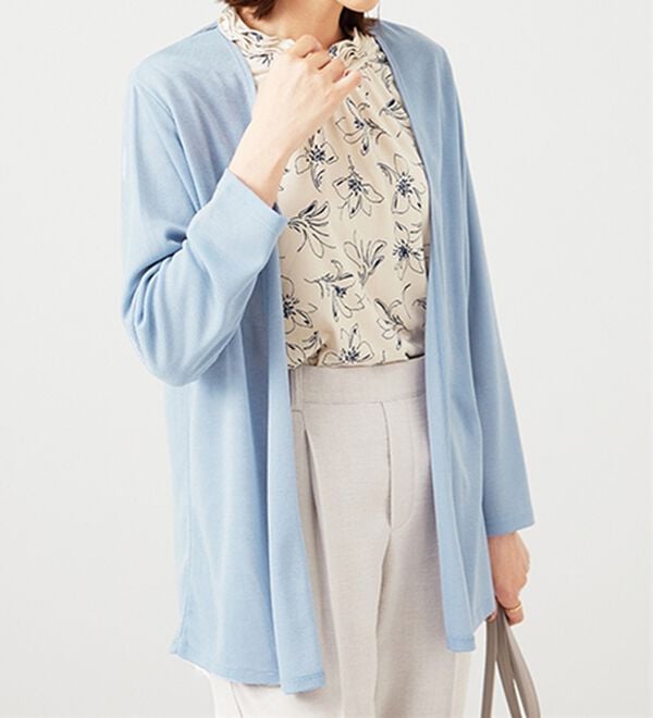 BELLUNA（ベルーナ）の「【2点セット】花柄プルオーバー＆カーデアンサンブル（アンサンブル）」｜詳細画像