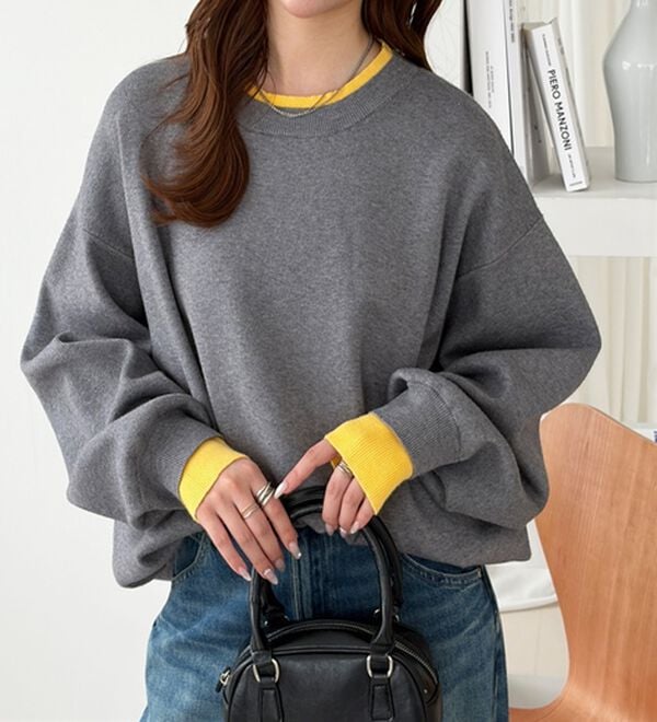 GeeRA（ジーラ）の「スウェットライクレイヤード風ニット（ニット・セーター）」｜詳細画像