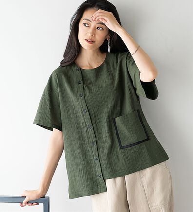 BELLUNA（ベルーナ）の「ナチュラルに装う綿楊柳ポケットデザインブラウス（ブラウス）」