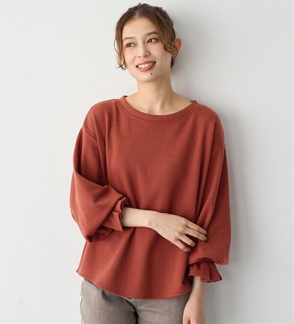 Viola e Viola（ヴィオラ エ ヴィオラ）の「裏ファー袖タックプルオーバー（カットソー）」｜詳細画像