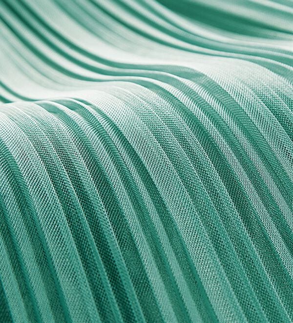 BELLUNA（ベルーナ）の「チュール素材プリーツスカート（ロングスカート）」｜詳細画像