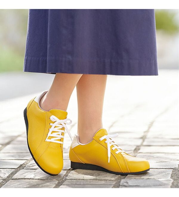 BELLUNA（ベルーナ）の「柔らか～！イタリアンレザー快適スニーカー（スニーカー）」｜詳細画像