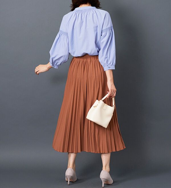 BELLUNA（ベルーナ）の「ビンテージ素材シャーリング使いブラウス（チュニック）」｜詳細画像