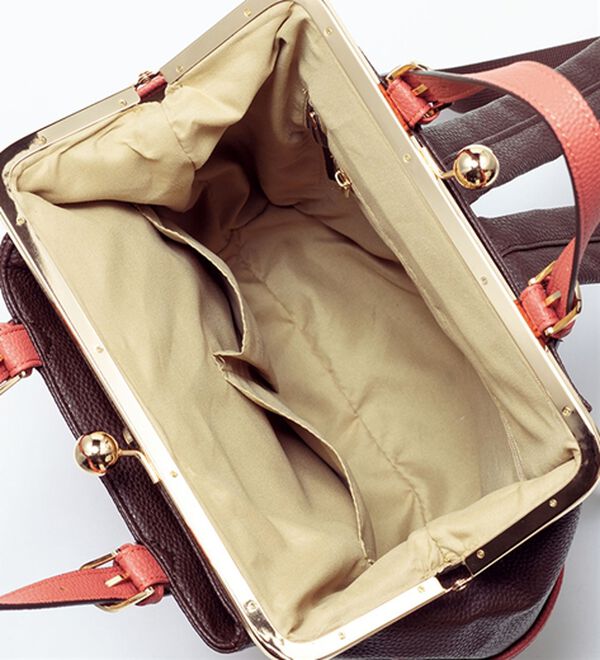 BELLUNA（ベルーナ）の「プードルチャーム付軽量口金リュック（リュック）」｜詳細画像